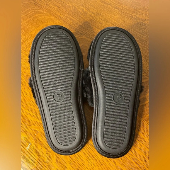 Victoria’s Secret Women’s Slippers Black Slides Faux Fur Pearl Accent Large 9/10 - Picture 6 of 8